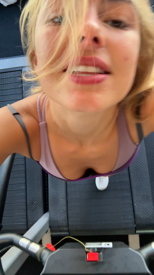 videoframe_63574bcd44cc6f7b53ab