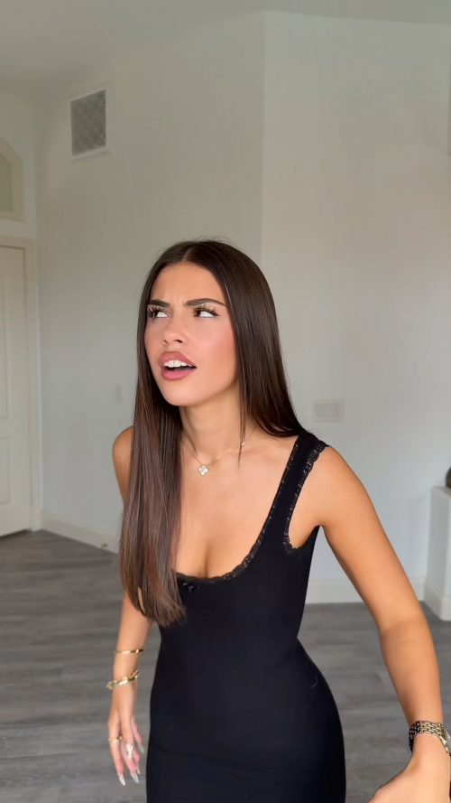 videoframe_637898fd9b309360add5