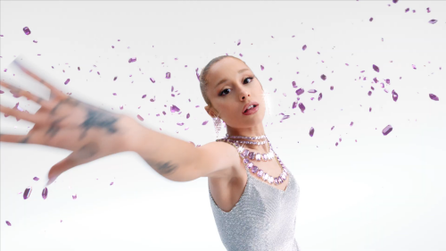 videoframe_6618801e9a1e47ac1d85