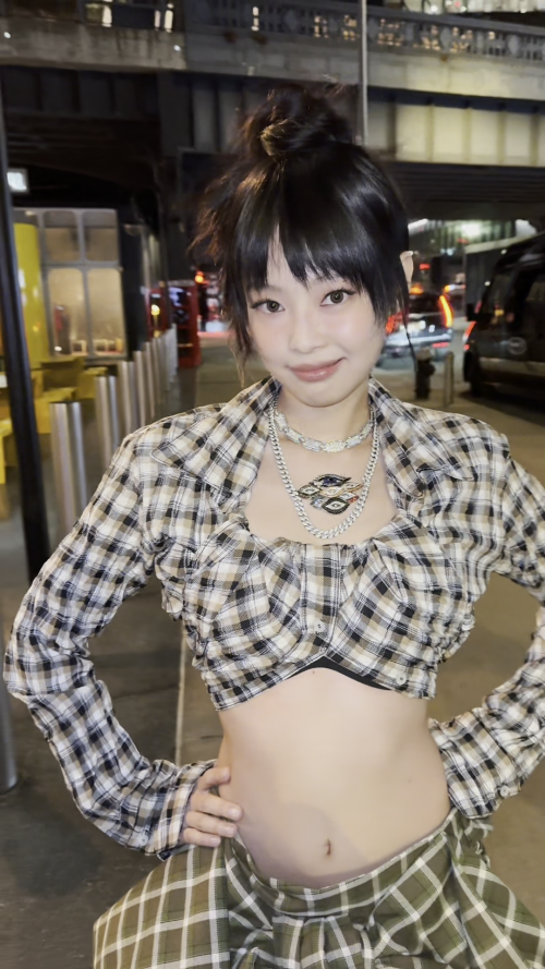 videoframe_69030e8e0a0b22a1cfdf0