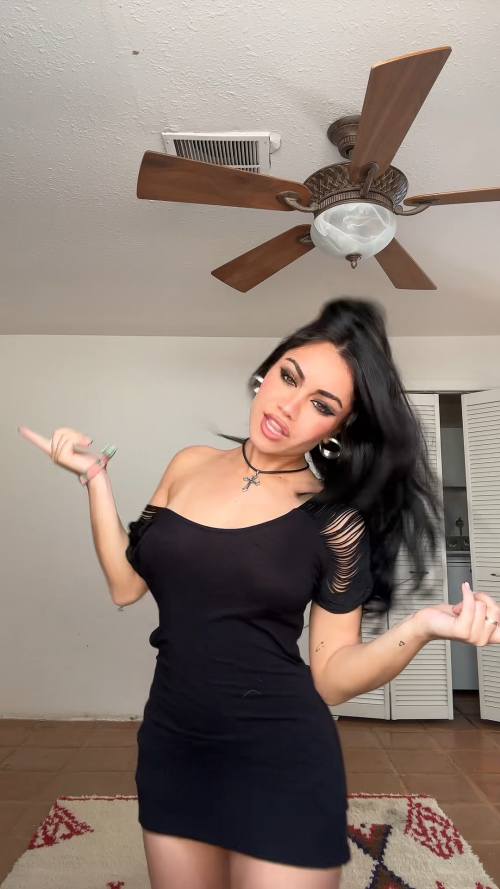 videoframe_70139e16b4ea1856cd5f