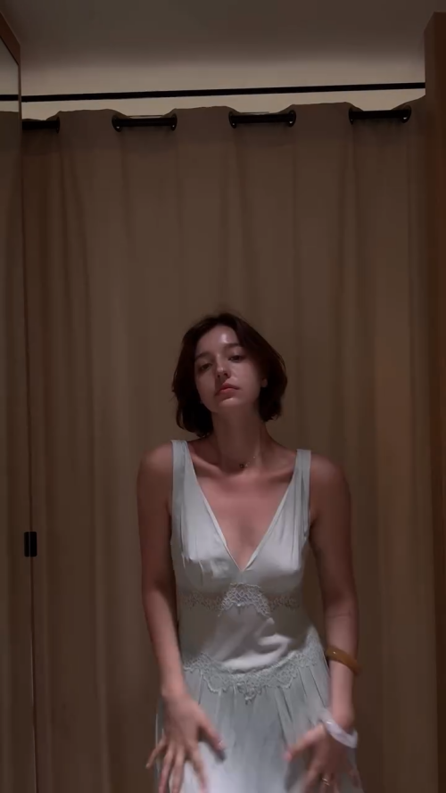 videoframe_7668f45ef7b878d0e35e