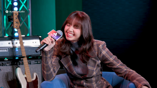 videoframe_84023798799073119d587