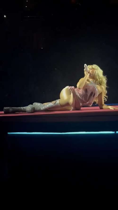 videoframe_8761aaddc50a4fb7c341