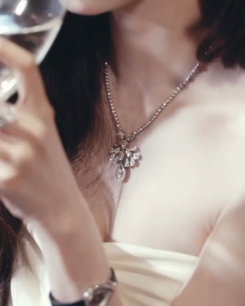 videoframe_9155a43e04577f6ad02c