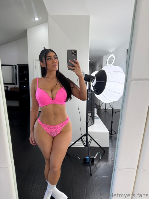 violet60a641d9b360c5f500