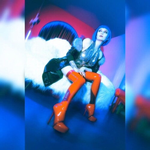 vixena siren 1702533649905497fbc14f422bba4