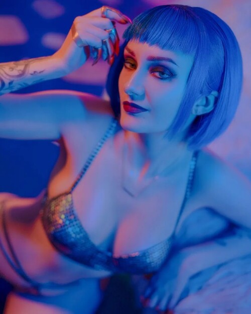 vixena siren 17039688872771c940b30c3810577