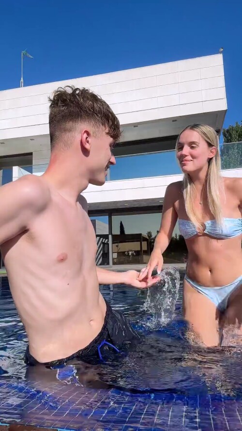 vlc record 2025 07 17 17h21m28s tiktok lia sikora 2025 07 13 16 35 00 1080p En la piscina 1.mp4 .mp4