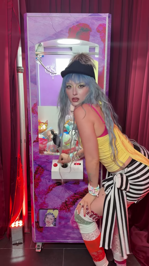 vlcsnap-0000763f1f3f1481ec9d9