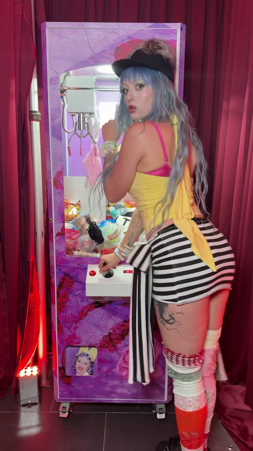 vlcsnap-00009e40b4e4599640828