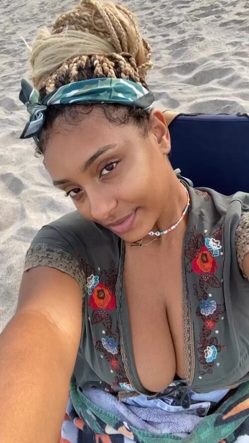 vlcsnap 2023 04 01 15h21m37s051