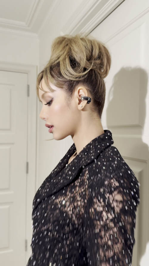 vlcsnap-2025-05-06-15h19m43s6852a08dc922792316c