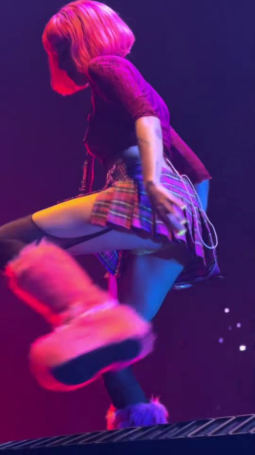 vlcsnap-2025-10-19-22h27m07s1132d3493adaae543e9