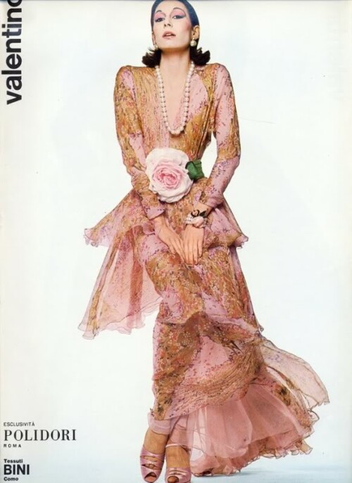 vogue_italia_march_972__huston__valentino1