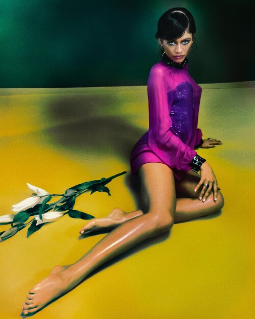vogueitalia CfYkA9vLVfo 