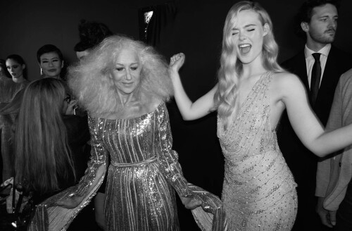 vsCSCNWk o 12734ec8e2e80692e17