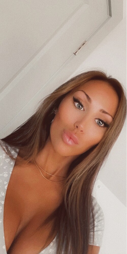 Processed with VSCO with fp8 preset