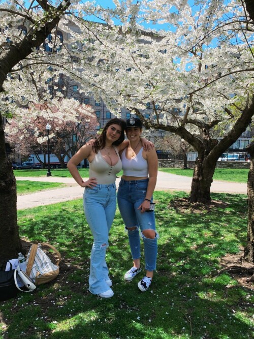 {"subsource":"done_button","uid":"D7BA4C7E-5CF4-4EBC-8672-62FD1B7D85E2_1618959100480","source":"other","origin":"gallery","source_sid":"D7BA4C7E-5CF4-4EBC-8672-62FD1B7D85E2_1618965571522"}