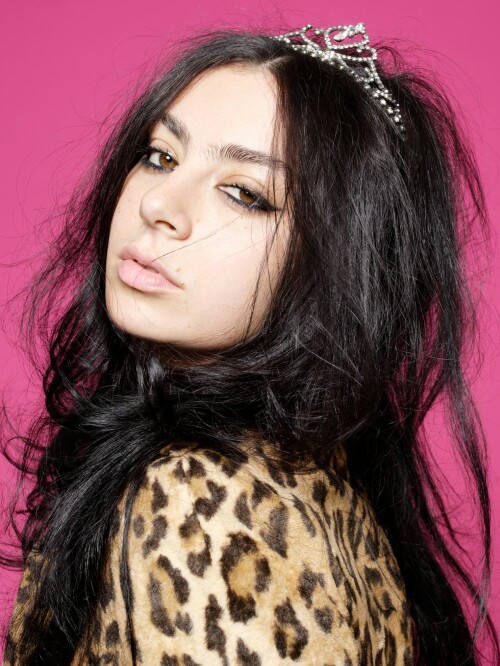 w magazine charli xcx 07a7975ce74c969fdf