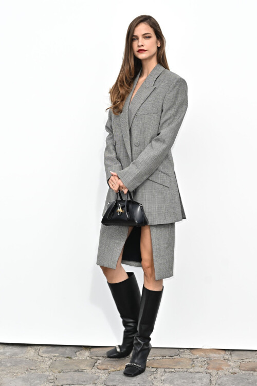 w6tUUGkc odfaf770a0c2703f3