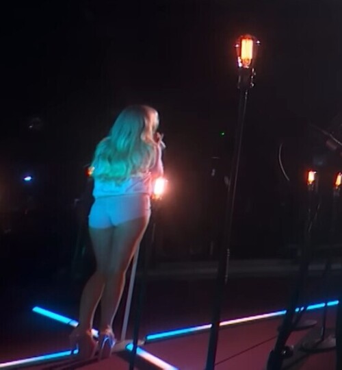 watchvjDw6Dm5DQ M000216.520820f07084ccb3b10