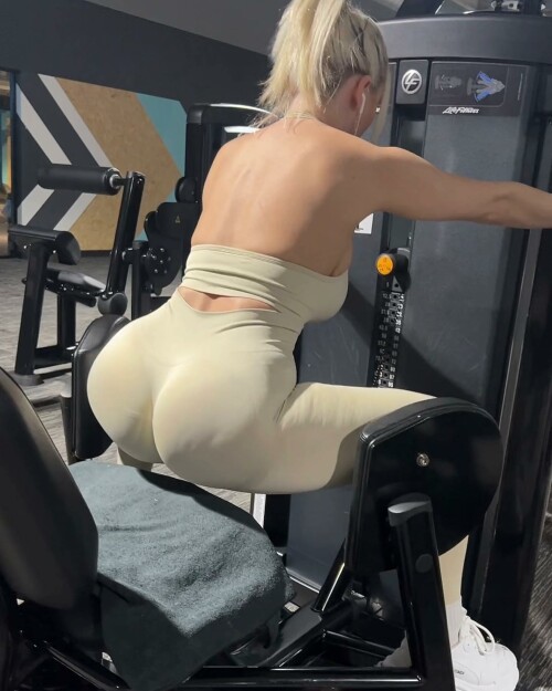 wettmelons Ci30qhMrZvk 1