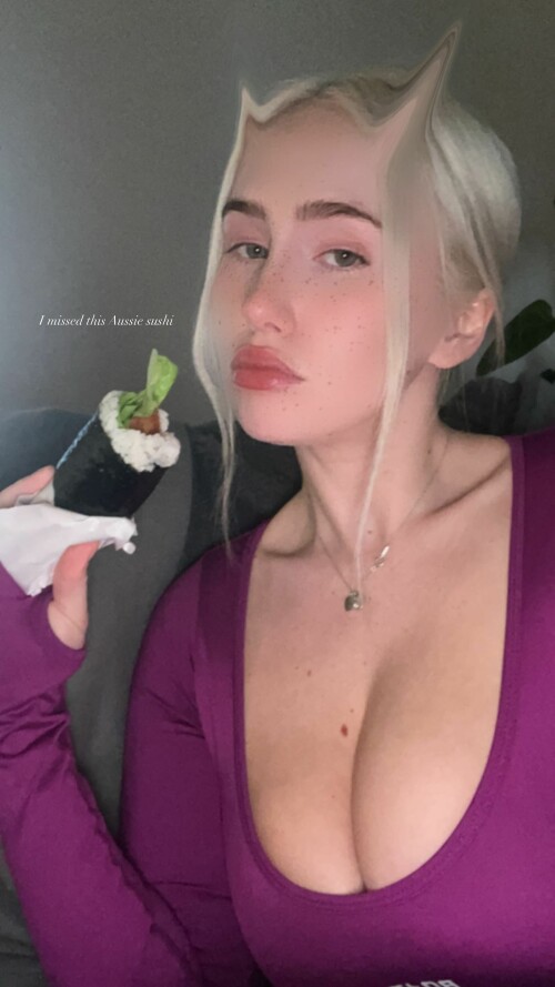 wettmelons CiDqKBEvlNm