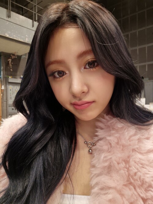 weverse 2024121923143768f687b61555f53a