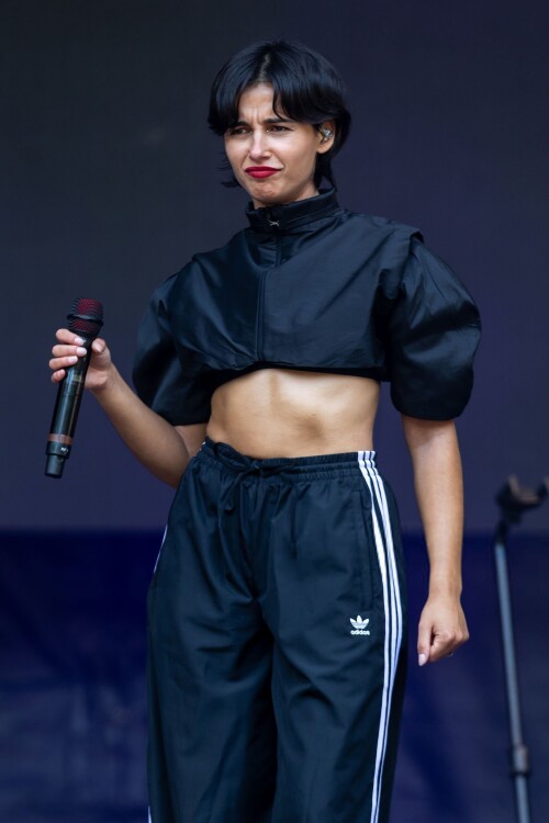 whehrewe00fa0ab7158f495a19