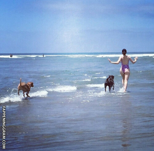 whitney cummings nude23