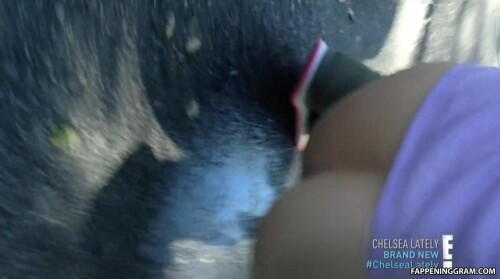 whitney cummings nude42