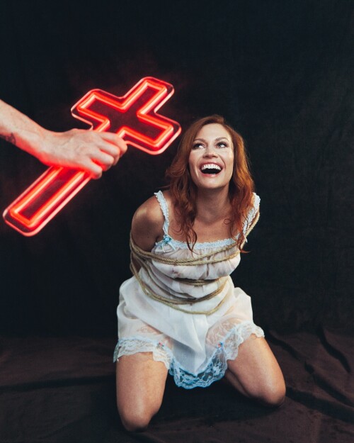 whitneysmoore 20250318 0007ddd6633a960ecf01