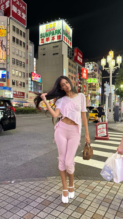 wolfiecin 2025 08 31T05 43 25d833432bdff3597c