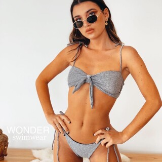wonder.swim_3___B5N0IValDYe___2cf715346d93e9ed