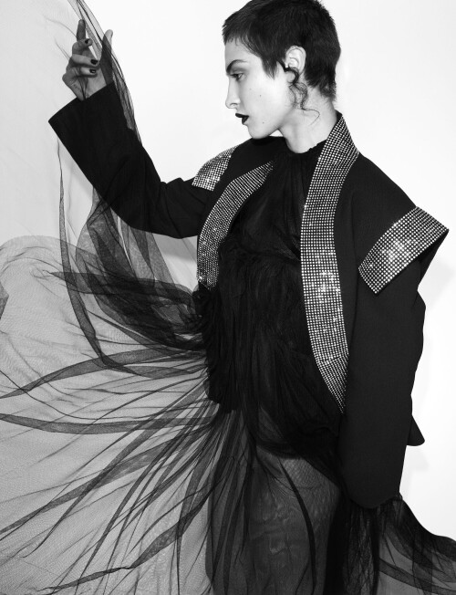 wonderland 1276c5cfb3dc368f2a