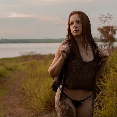 Uma tima semana para todos  @erickmem #tattoedgirls #tattoosofinstagram #girlswithtats #girlwithtattoos #redhead #ruiva #ruivanatural #fitnessgirl #fitnesslifestyle #fitnessmotivation #brsensual #bikini #bikiniboomz #bikinibeach #microbikini #tinibikini #tattoo_kami #forguysmag #ginger #gingergirls