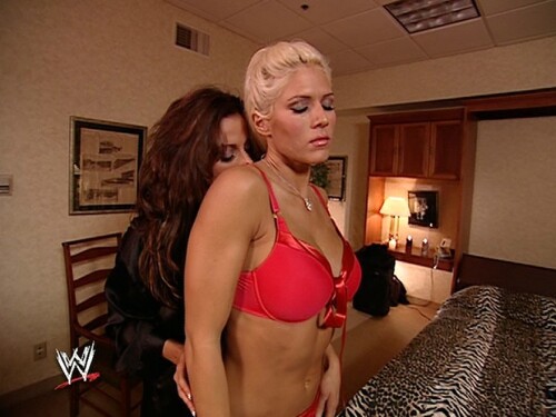 wwe divas desert heat 25