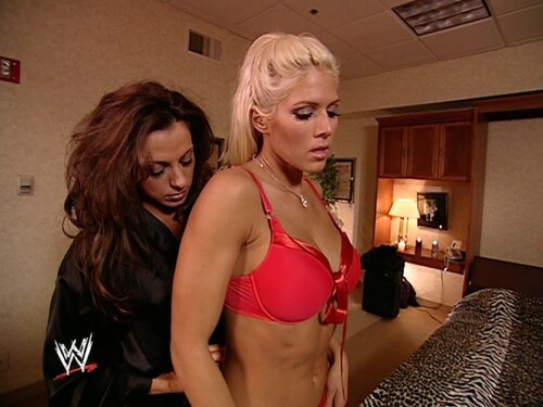 wwe divas desert heat 27