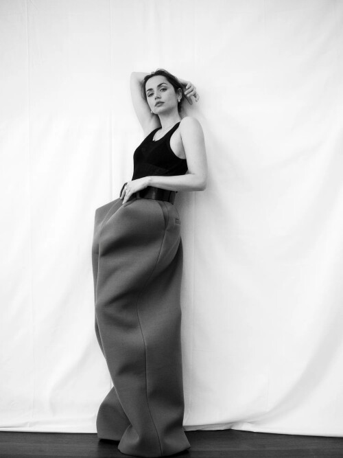 wwwdWWD Weekend 1070ee4ae2cc97ba44