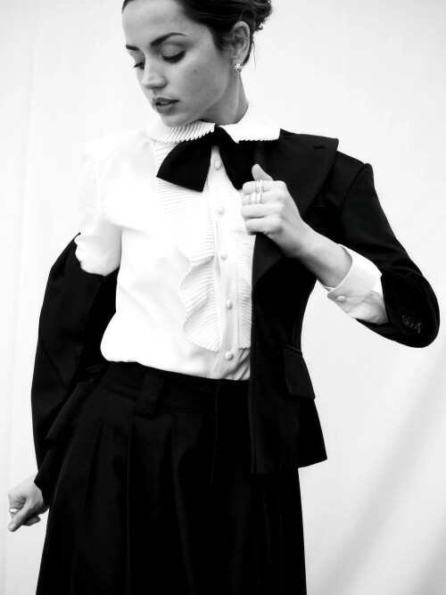 wwwdWWD Weekend 9691f2631413e583a