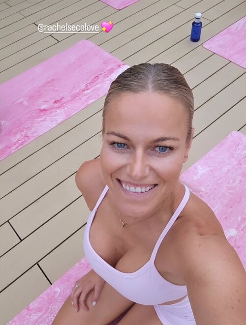 x 7106fcf73a987de263