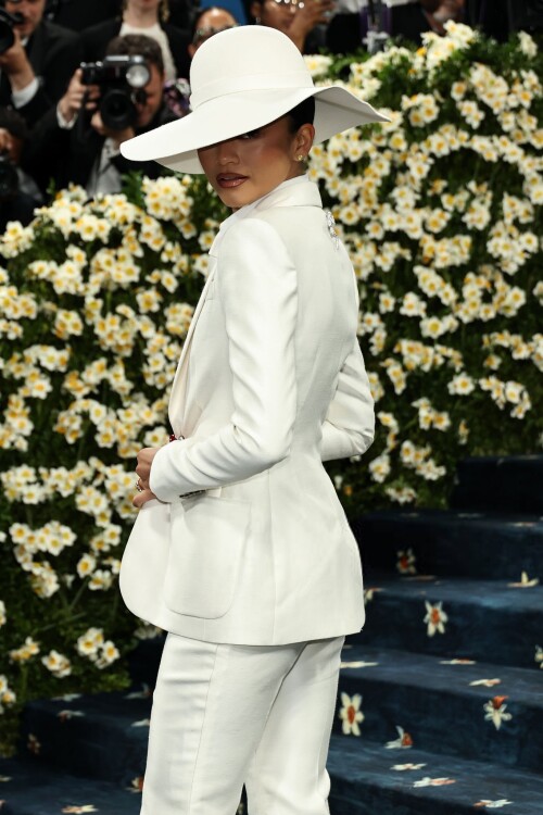 xendgfgfgf 33e05780713bdc02fb