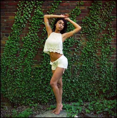 2015-05-08Hasselblad 500C/MHasselblad 80mm f/2.8 CF T* lensKodak Portra 400 120 film