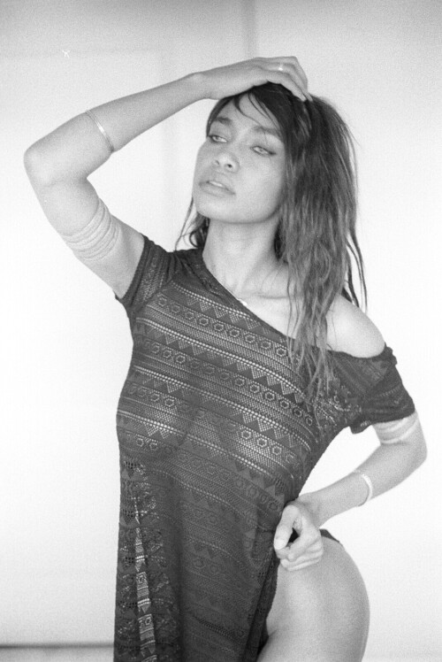 2015-05-08Nikon F90XNikon Ai 50mm f/1.4 lensKodak Tri-X 400 (50-pull) 35mm filmAgfa Adonal (1+50) developer20C - 7min