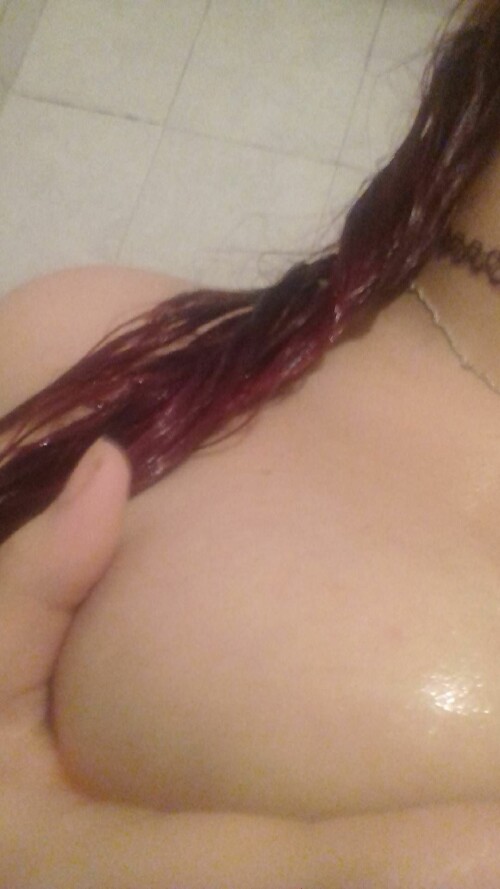 xqueen of disaster 1513155930856921866 4608549065