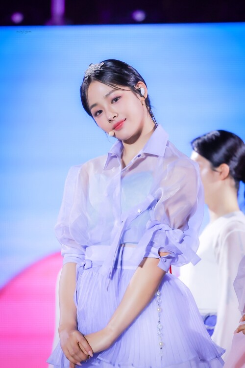 y GOQ98ToacAA6Tx6 4a7ae7814f9f9cb8c