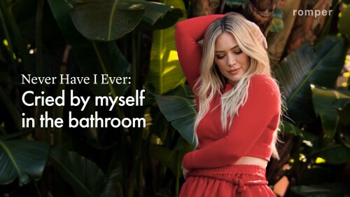y2mate.com Hilary Duff Plays Never Have I Ever Mom Edition Romper 1080p.mp4 snapshot 00.27 2022.02.2