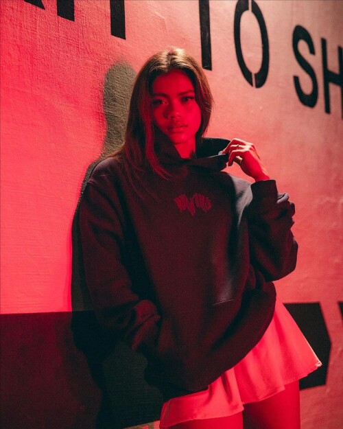 y3v44e16l0sd1e9d02f138fb2d4a5