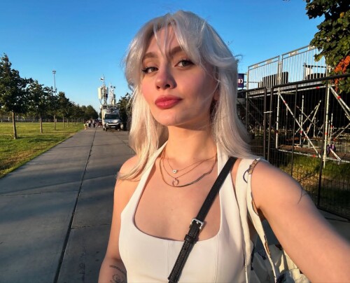 y4otu207v27e128559a3051573bdc